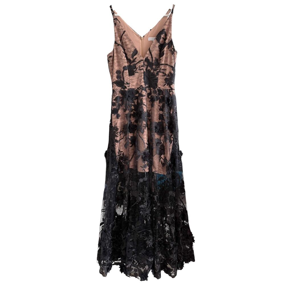 Dress The Population Sidney V-Neck 3D Floral Applique Lace Gown NEW Size Medium - Picture 6 of 10